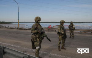 Российские военные злоупотребляют алкоголем и наркотиками, которые можно достать даже на передовой, выяснили в британской разведке