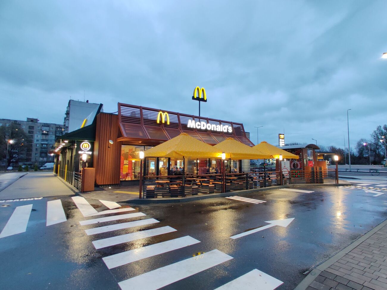 Александрийский McDonald's стал 96-м рестораном среди ныне работающих в Украине