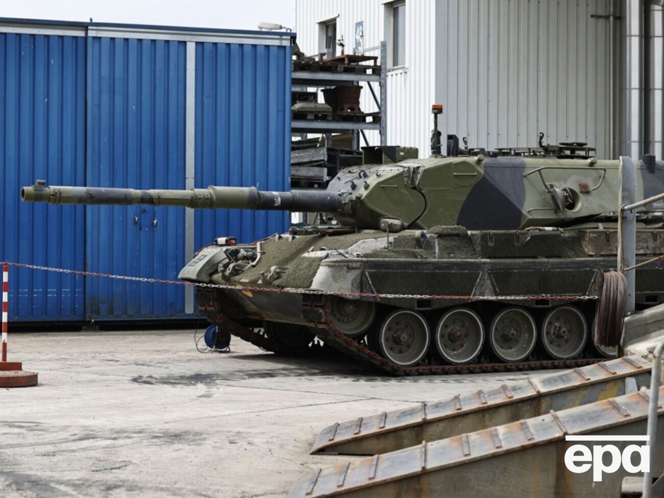 Rheilmetall по новому контракту передаст Украине 25 боевых Leopard и два танка для обучения