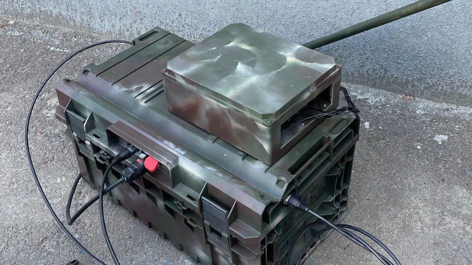 Нова розробка дає змогу дронам уникати ворожих РЕБ