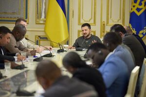 Зеленський заявив, що йому "все одно, як називається формат", який приведе до миру в Україні