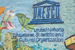 Виконавча рада є керівним органом ЮНЕСКО між сесіями Генеральної конференції
