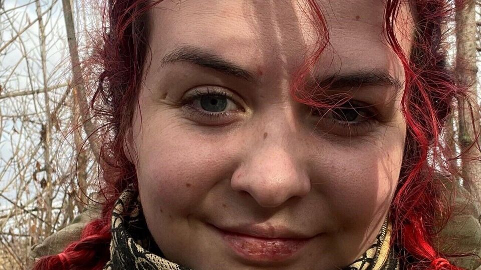 Парамедикиня Пташка: Допоможи мені захистити тебе. Поки є час. Завтра може бути пізно