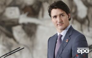 Трюдо выводили из ресторана в сопровождении полиции