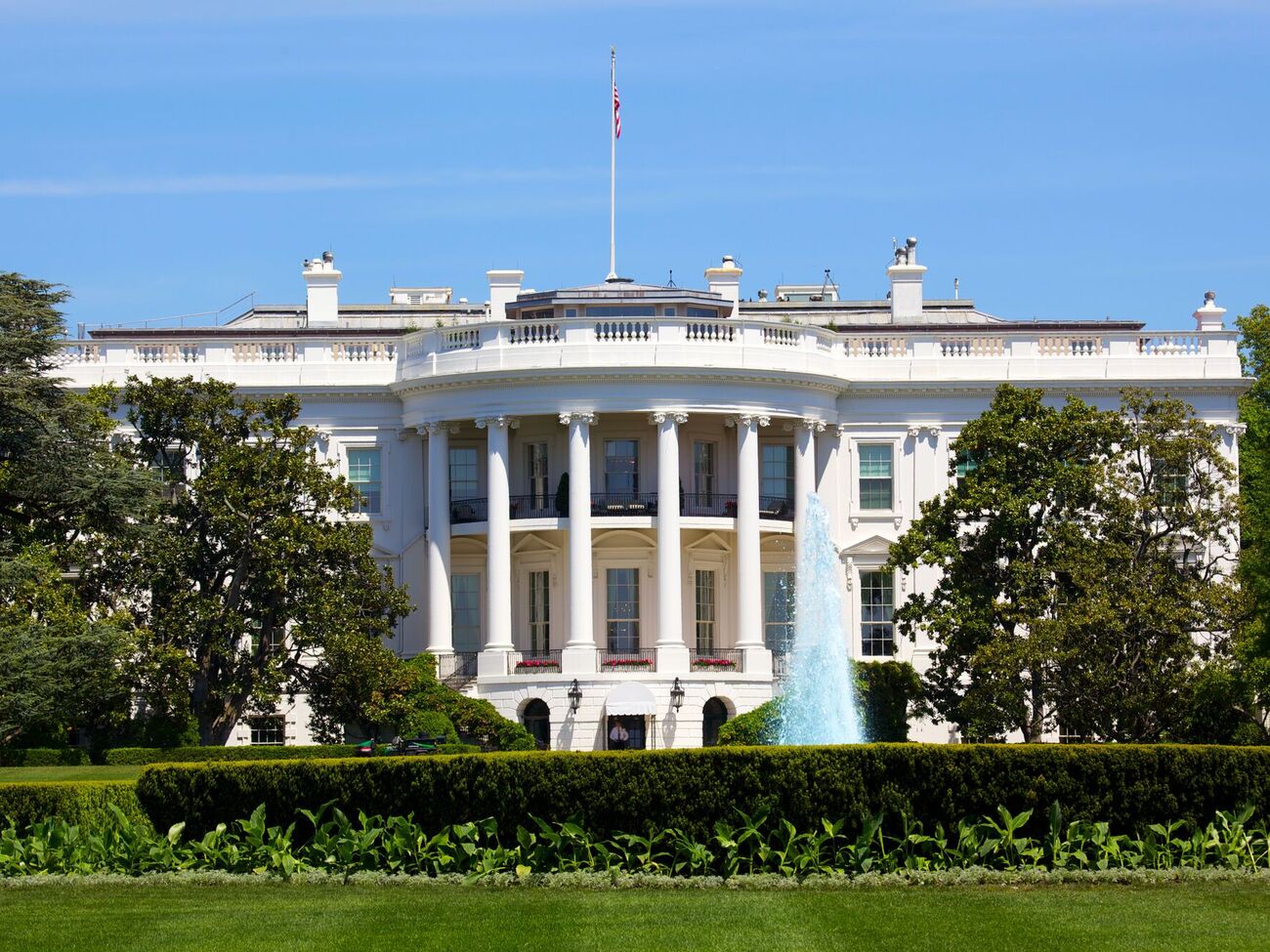 Белый дом сообщил, что Байден одобрил законопроект, направленный на избежание шатдауна