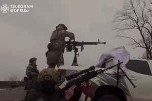 Українські мобільні групи збивають дрони ворога