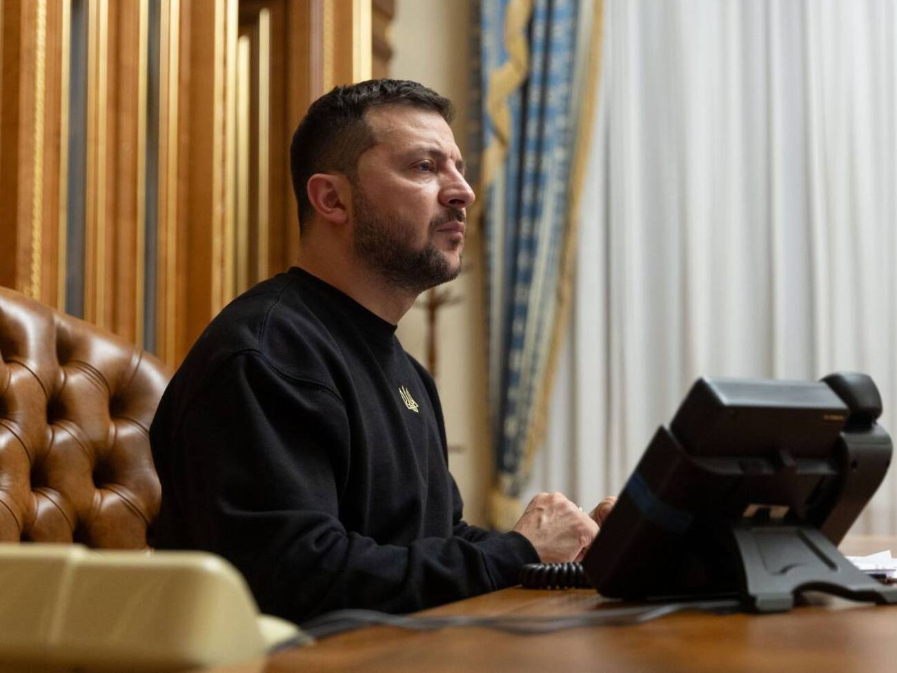За словами Зеленського, ставку присвятили забезпеченню сил оборони наступного року