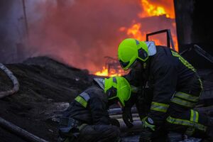На пожежі було поранено одну людину, вона в лікарні