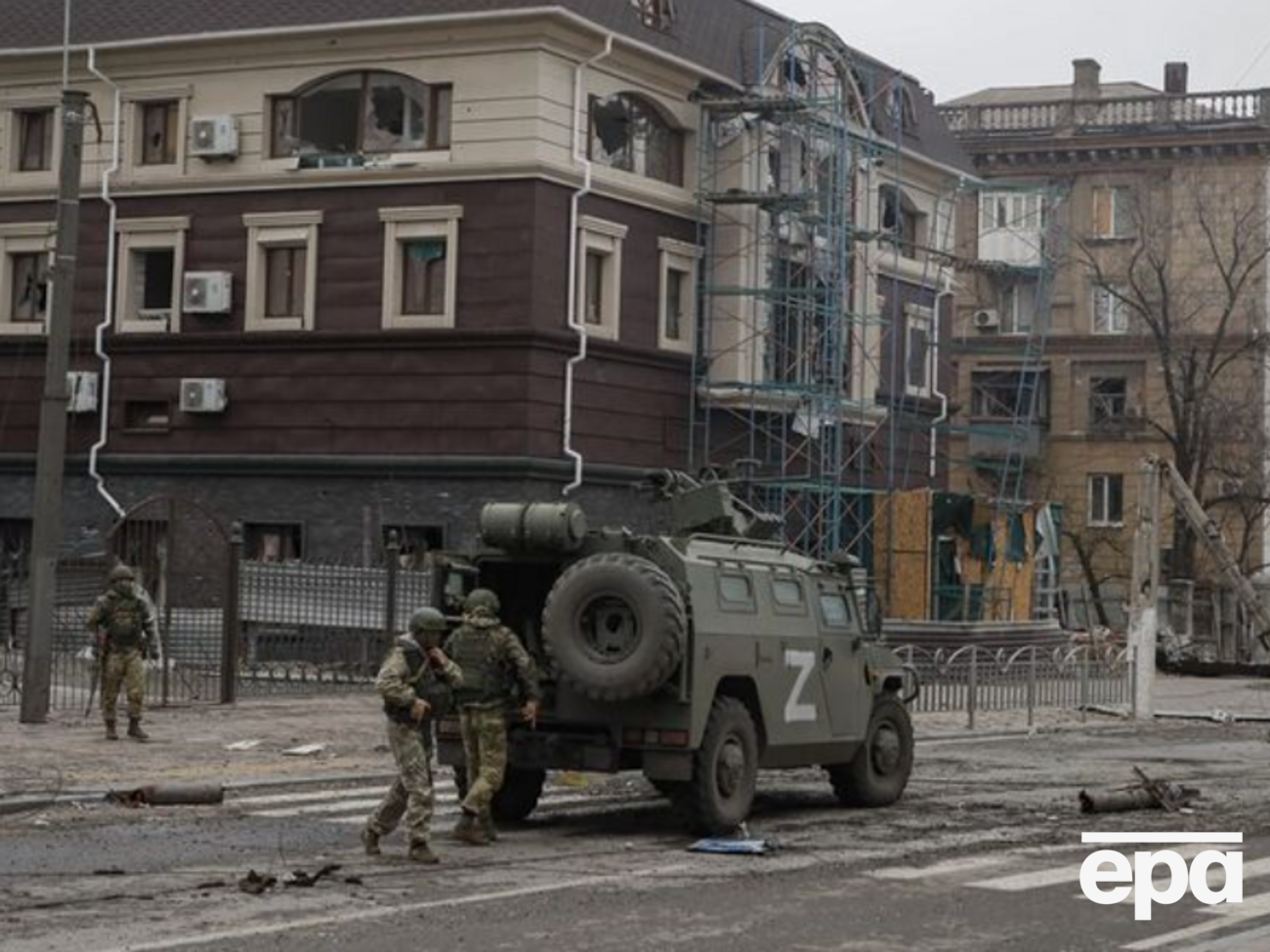 Оккупанты устраивают проверки и зачистки в Мариуполе и районе под разными предлогами, сообщил Андрющенко