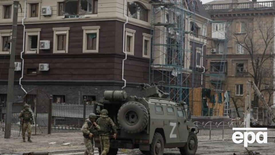 Окупанти влаштовують перевірки й зачистки в Маріуполі та районі під різними приводами, повідомив Андрющенко