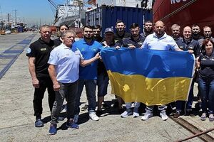 Минулого разу криголам "Ноосфера" йшов від Кейптауна до "Академіка Вернадського" понад місяць