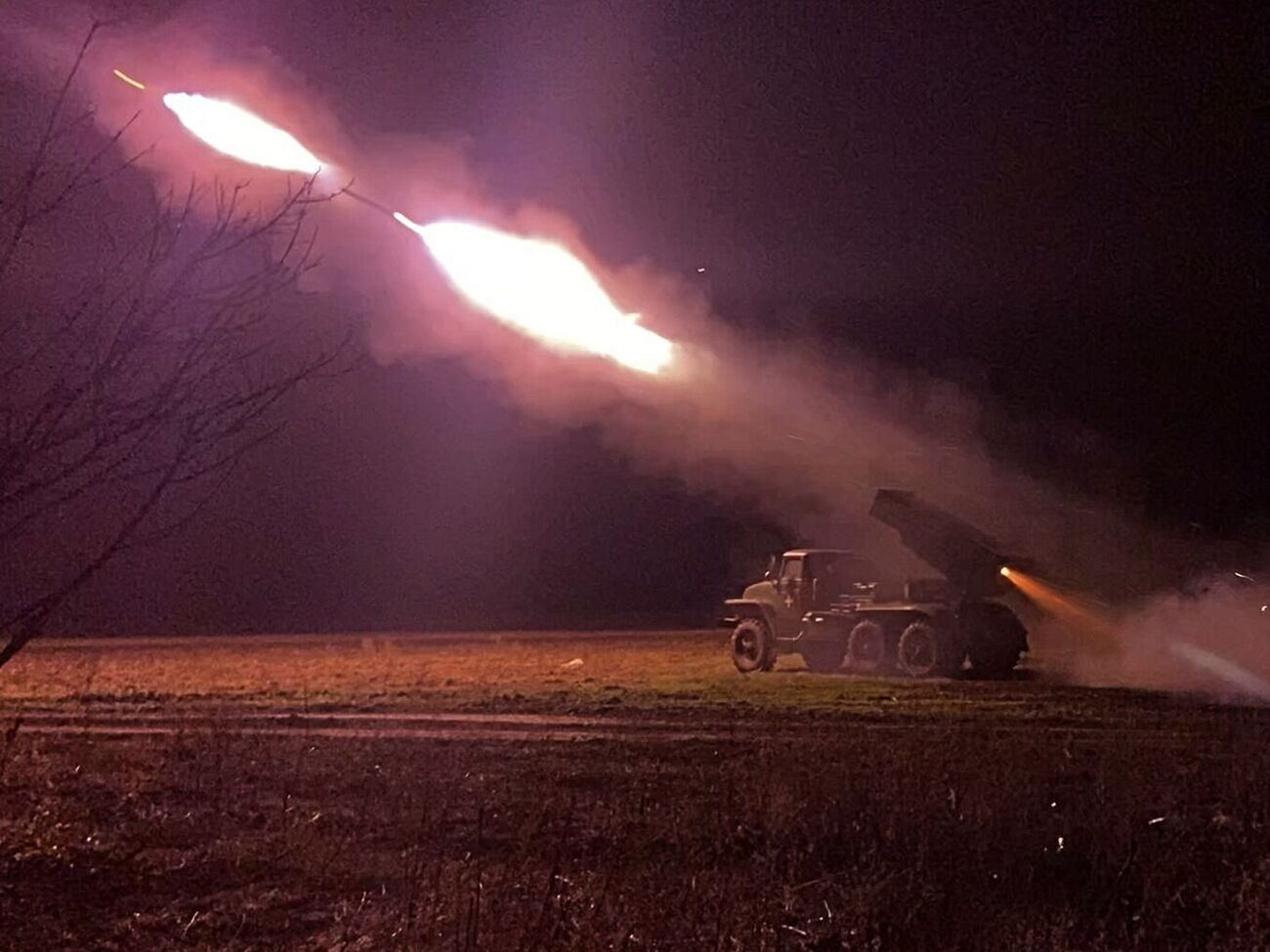 Cили оборони України від початку повномасштабного вторгнення РФ ліквідували приблизно 318 570 російських окупантів, зазначили в Міноборони
