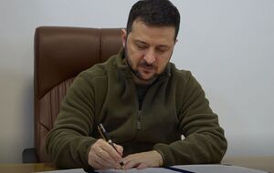 Зеленский подписал указы об увольнении и назначении