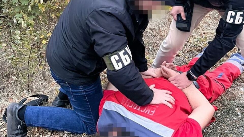 Правоохранители остановили на трассе Одесса – Рени карету скорой помощи, которая с проблесковыми маячками везла к границе двух уклонистов