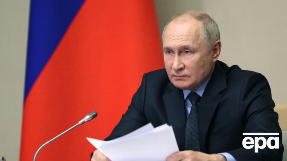 Підписаний Путіним закон набуває чинності з моменту публікації