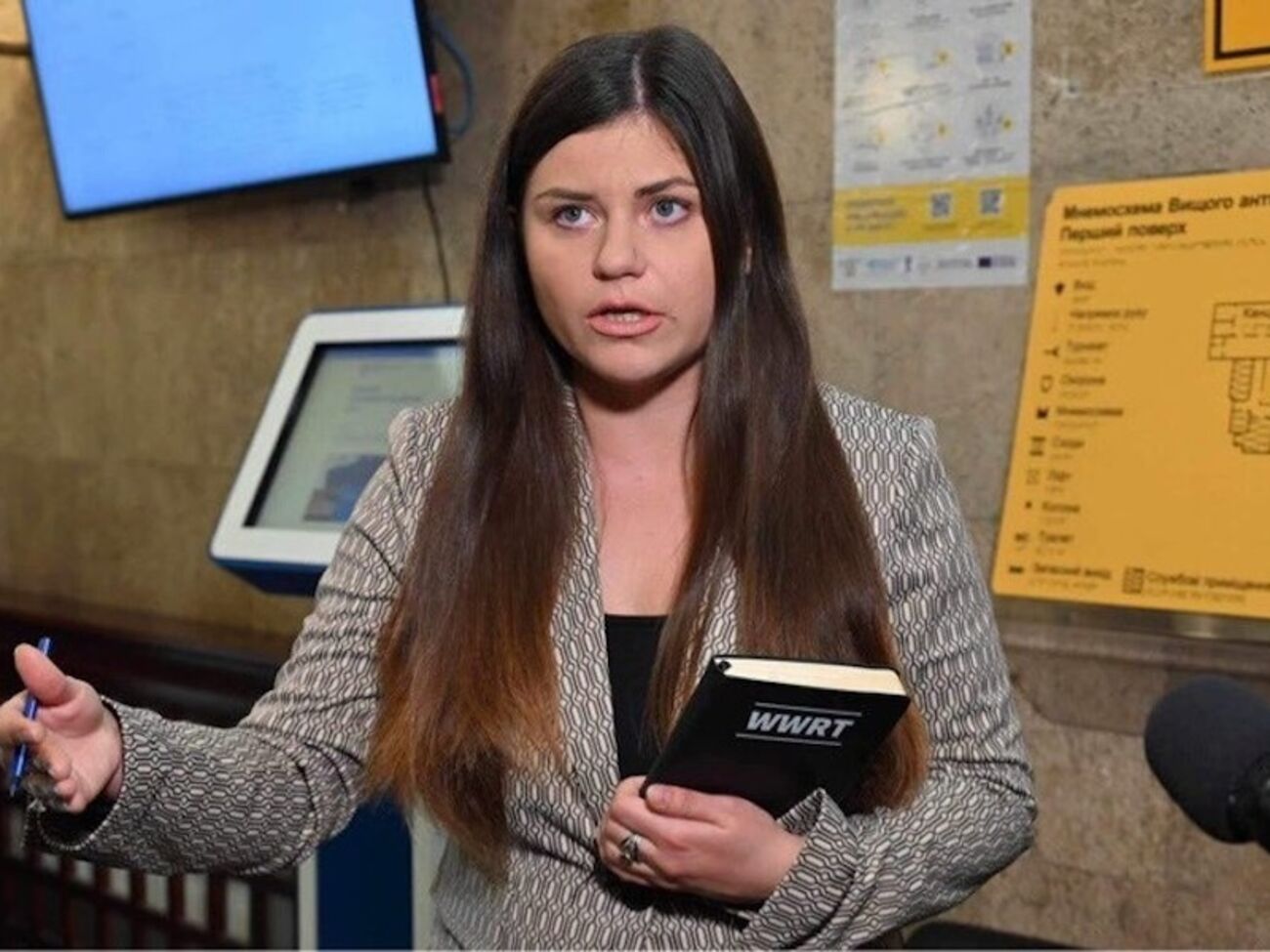 Ольга Гутовская: Представитель ВАКС вышла к общественности, не представилась и сообщила, что текст решения можно получить в канцелярии ВАКС