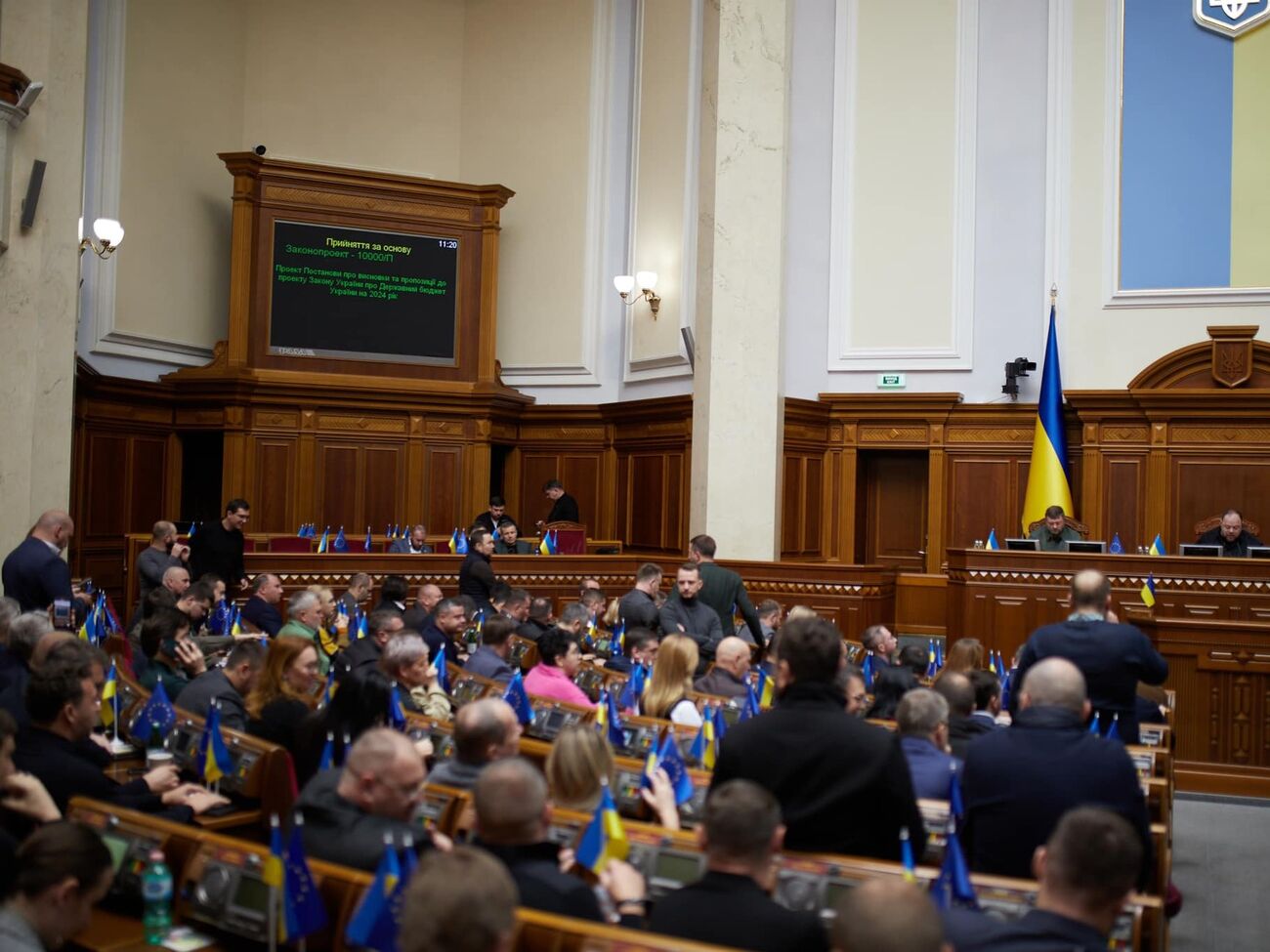 Найближчими днями президент внесе в Раду закони про продовження дії воєнного стану й загальної мобілізації в Україні, зазначив Железняк