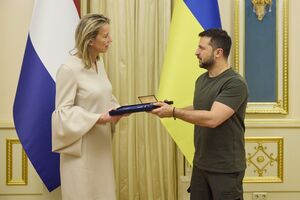 Зеленский вручил Оллонгрен орден князя Ярослава Мудрого III степени