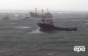 Сильный шторм в Черном море потопил турецкое судно