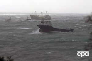 Сильний шторм у Чорному морі потопив турецьке судно