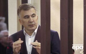 Саакашвили считает, что президент Грузии может решить ряд проблем "росчерком пера"