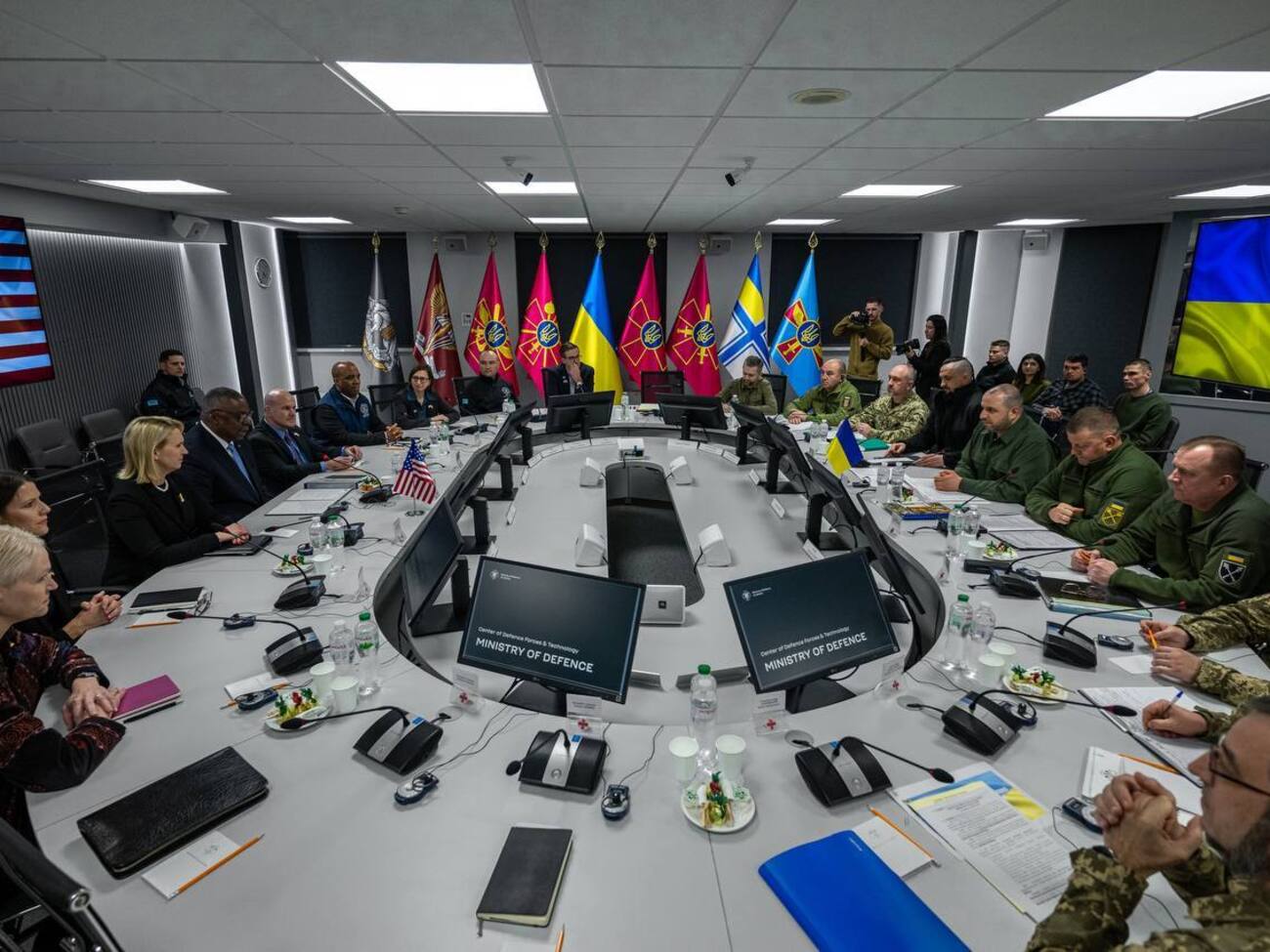 На зустрічі Залужний висловив подяку американським партнерам за підтримку України в боротьбі з російською агресією