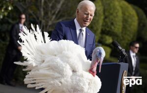 Байден: Ого, большая птица... Я впечатлен