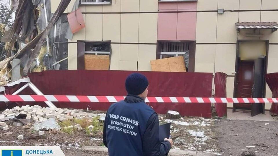 У Селидовому окупанти вбили двох мирних українців. Унаслідок російських обстрілів за останню добу є загиблі також у Харківській і Херсонській областях