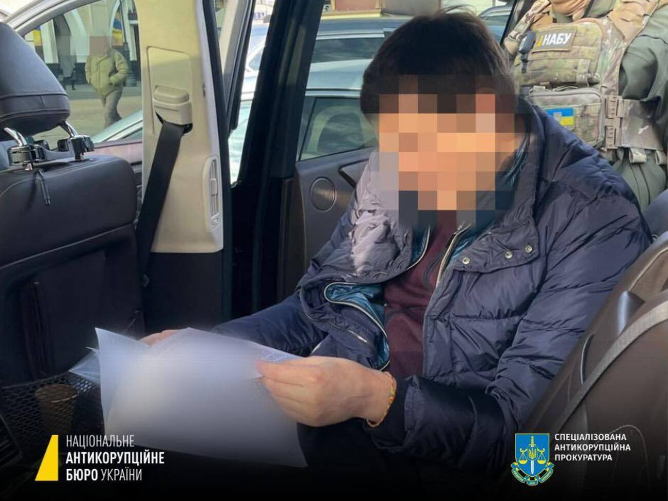 Депутата підозрюють у хабарі за виділення з фонду ліквідації наслідків агресії коштів на ремонт університету, у якому він працює ректором
