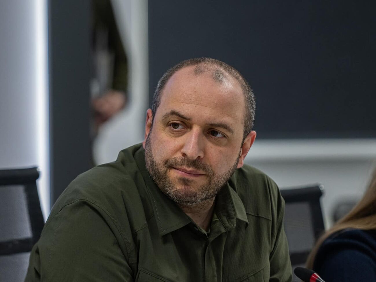 СМИ сообщили 13 ноября, что Умеров готовит представления на увольнение троих офицеров высшего звена