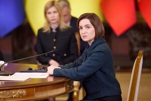 Санду закликала всі країни – члени ЄС одностайно підтримати рішення про початок переговорів щодо вступу в Євросоюз із Молдовою й Україною на саміті у грудні