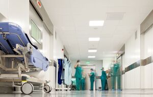 Лікарі попереджають про ймовірність нової хвилі захворювання