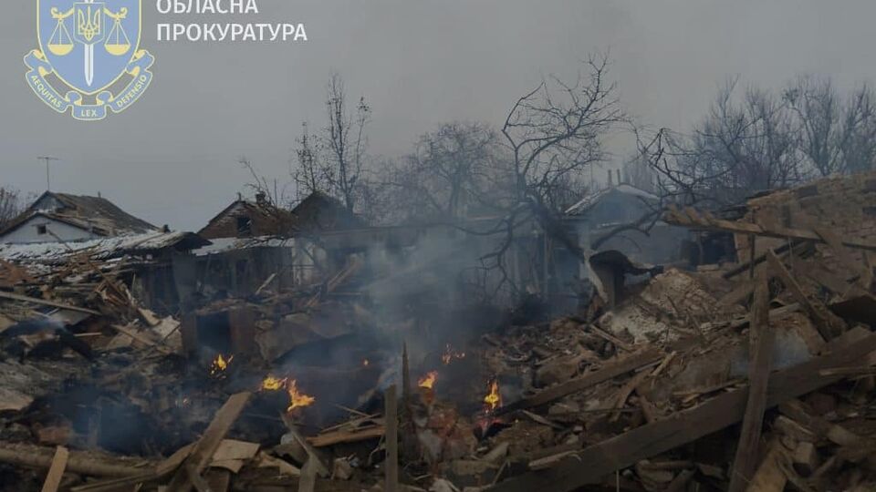 В результате российских авиаударов по Бериславу было попадание в частный дом, под завалами погиб его владелец, отметили в Херсонской ОВА