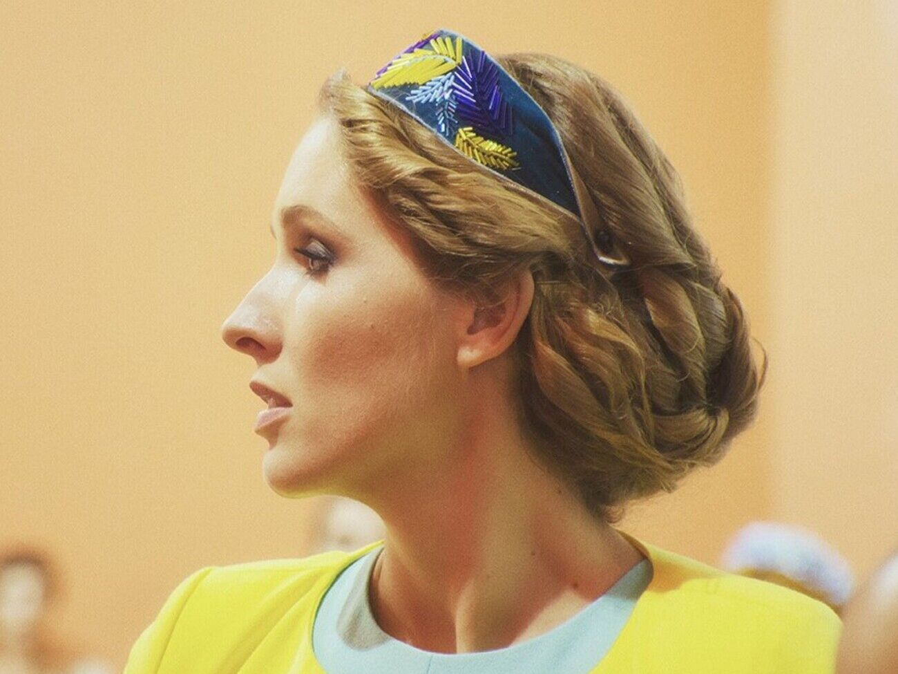 Длинные волосы являются частью медийного образа Осадчей