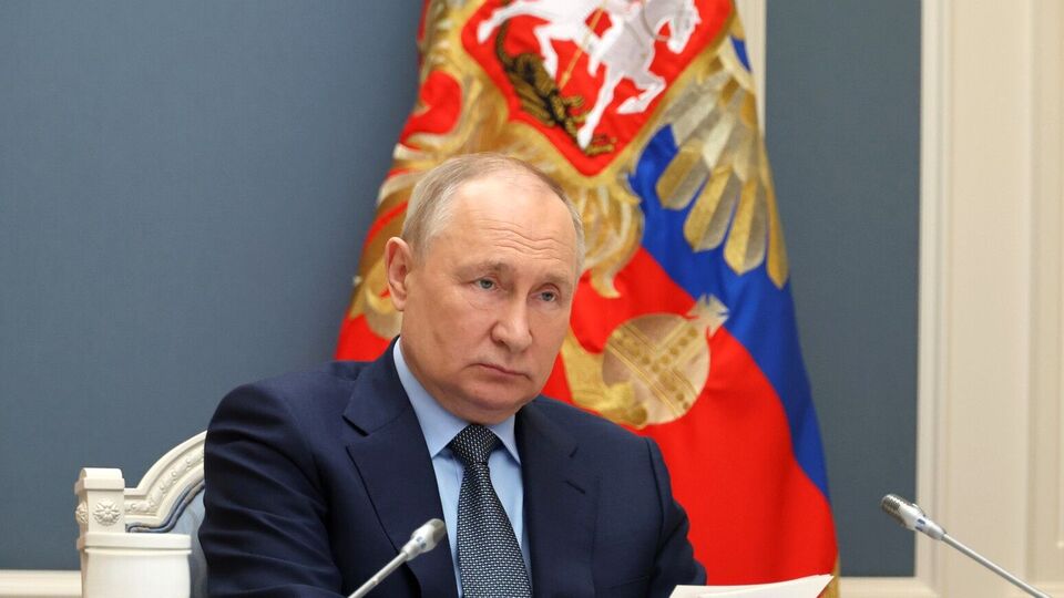 По словам Путина, "Россия никогда не отказывалась от мирных переговоров с Украиной"
