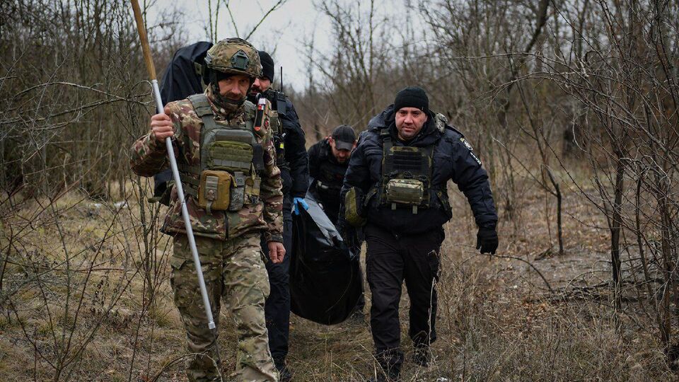 Вывезти тело удалось после обследования территории взрывотехниками, отметили в МВД