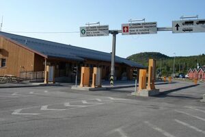 Норвегія не відкидає закриття єдиного автомобільного КПП на кордоні з Росією