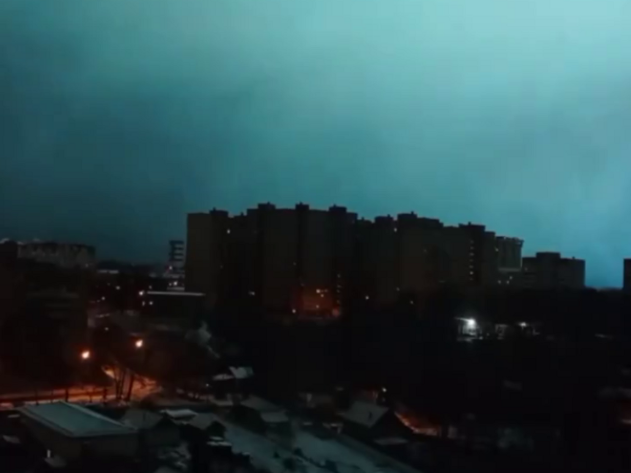 Часть населенных пунктов Подмосковья осталась без света в результате взрыва на электроподстанции