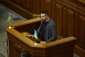 Арахамия о законопроекте: Когда будет условный консенсус по этому вопросу, мы это будем выносить в зал