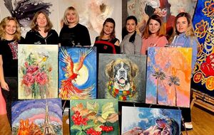 Проект "100 картин женщин настоящих Героев" был инициирован украинским художником Олегом Юровым для того, чтобы почтить память украинских защитников