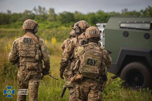 У фільмі п'ять серій про секретні місії СБУ