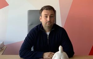 У 90-х польські перевізники витиснули з ринку Європи водіїв із Німеччини та Франції. Але щось я не памʼятаю, щоб французи й німці брали в облогу кордони Польщі