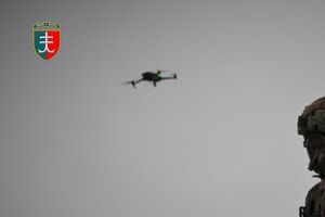 Крим уночі 24 листопада атакували дрони, повідомляють про вибухи на території військової частини окупантів