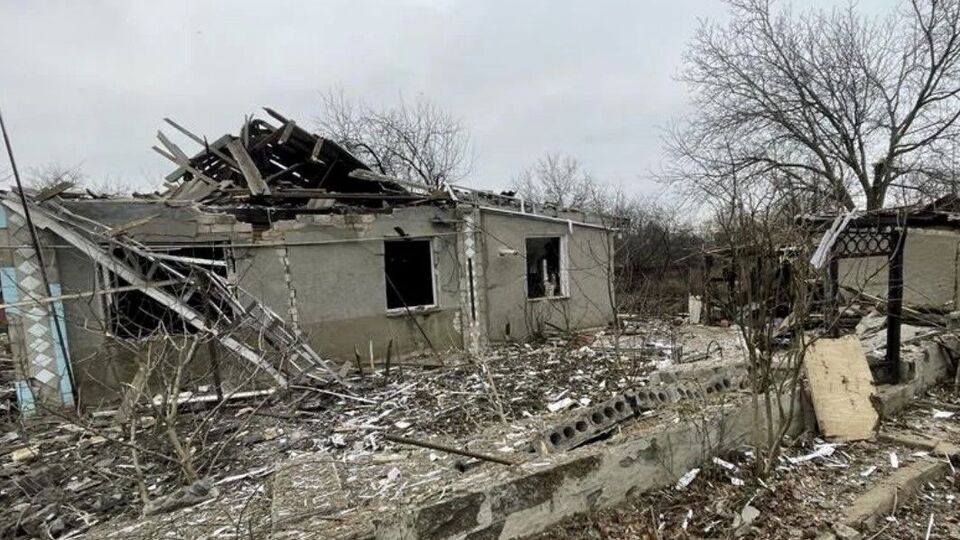 Россияне атакуют Украину авиацией, артиллерией, дронами и другим оружием