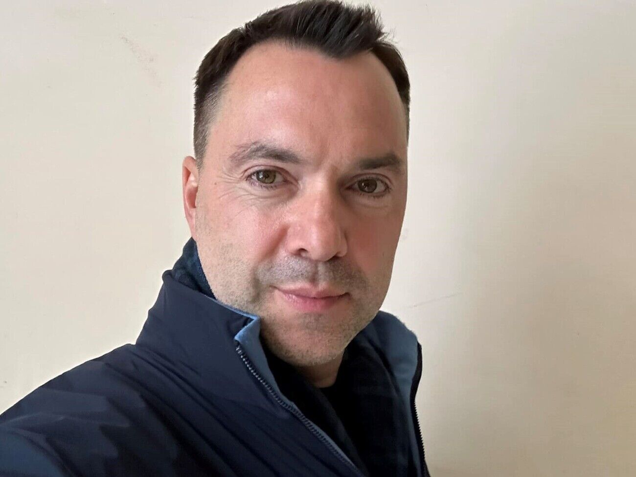 Арестович заявил, что в Украину вернется, "как только доделает всякие разные интересные дела на Западе в пользу Украины"