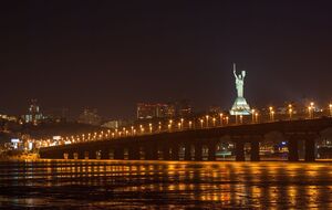 В настоящее время за нарушение комендантского часа наказание не предусмотрено