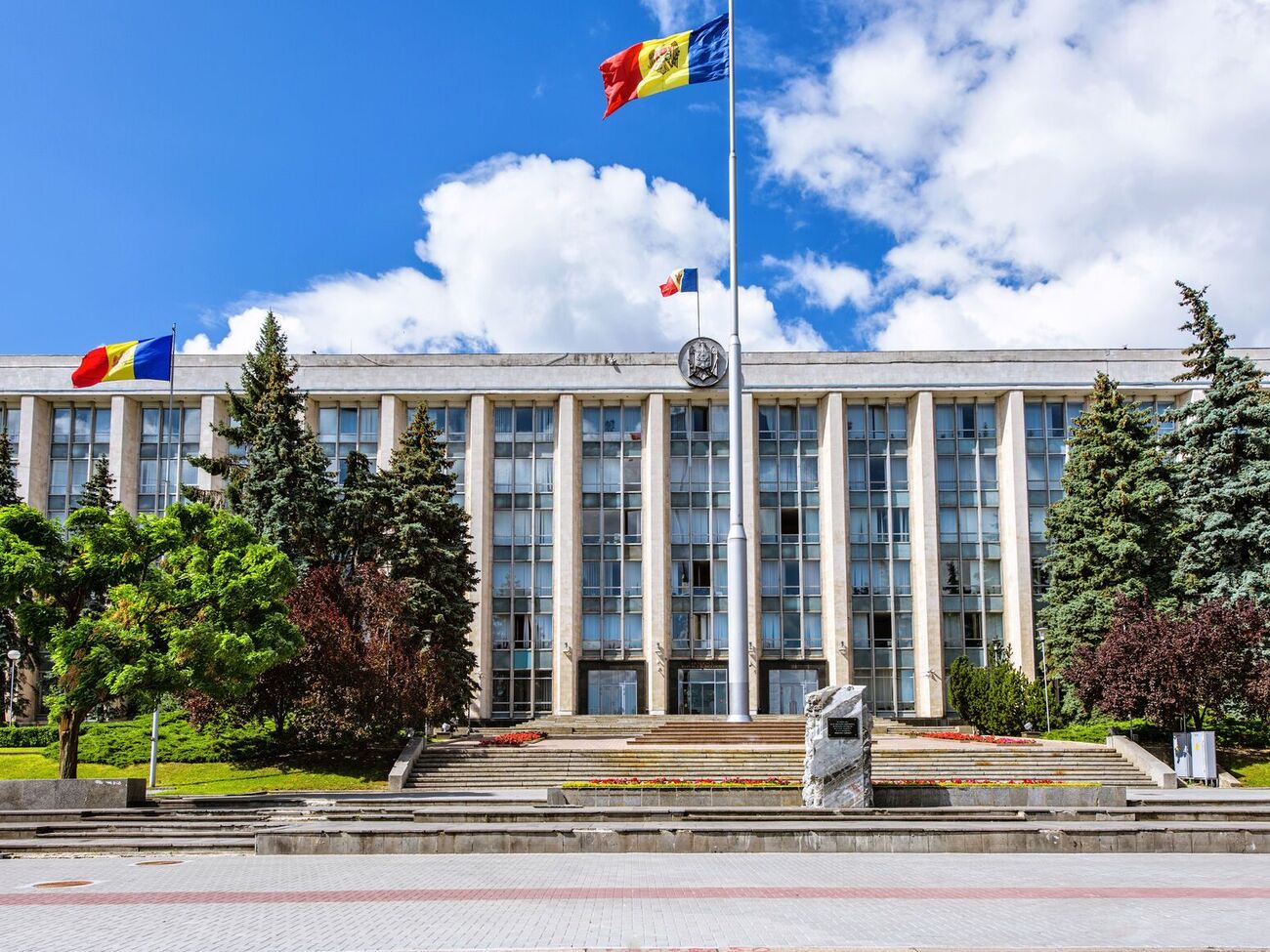 Молдова присоединилась к семи пакетам международных ограничительных мер ЕС