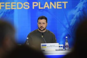Зеленский отметил, что катера уже поступают