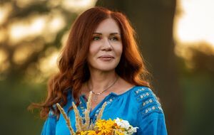 Старі люди обов'язково намагалися нас нагодувати... Минуло 15 років після зйомок фільму про Голодомор, їх більше немає серед живих, а вони все ще сняться