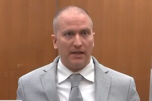 Шовина перевели в больницу после ранения